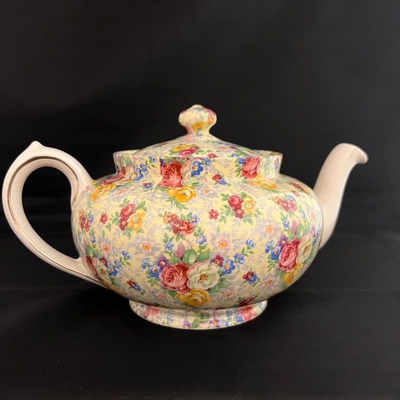Lord Nelson Other - RARE FIND - VINTAGE BONE CHINA LORD NELSON CHINTZ ROSE TIME TEAPOT 
1920's